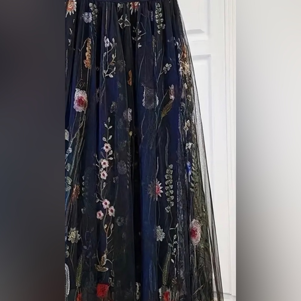 SALE! Embroidered Floral Skirt - Picture 4 of 11